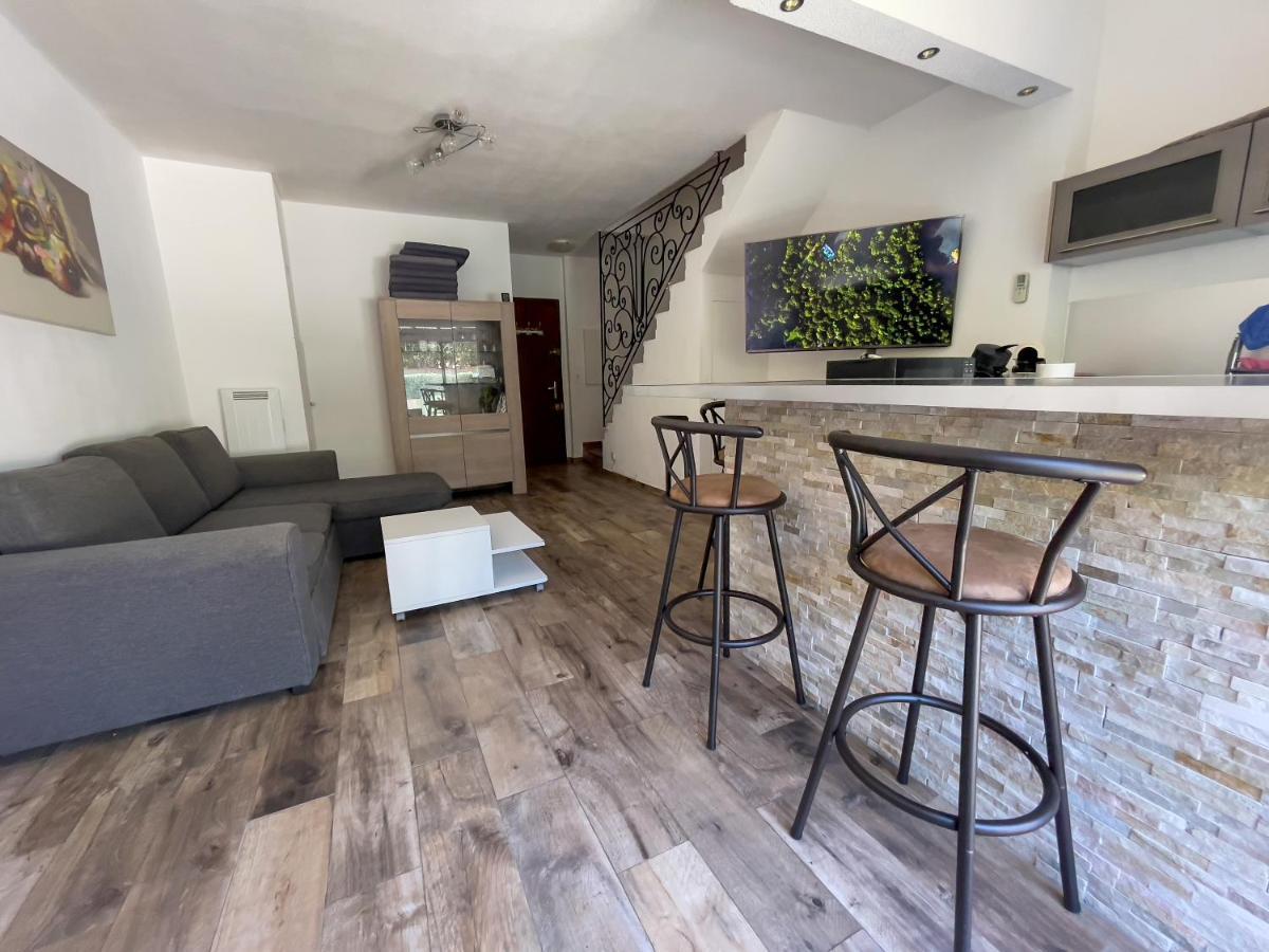 Appartement Maenat Borgo (Corsica) Exterior foto